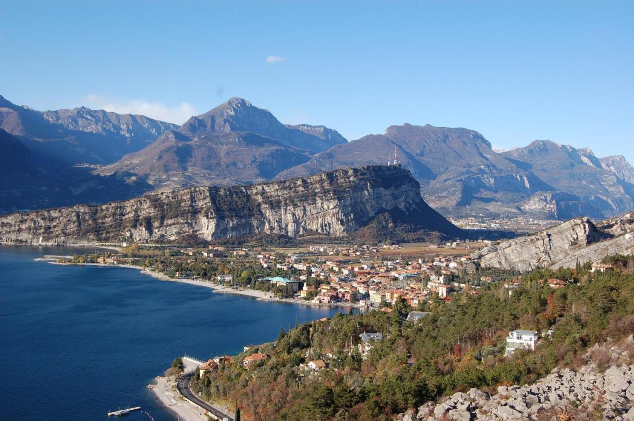 Casa Zanoni Apartamento Torbole Sul Garda Exterior foto