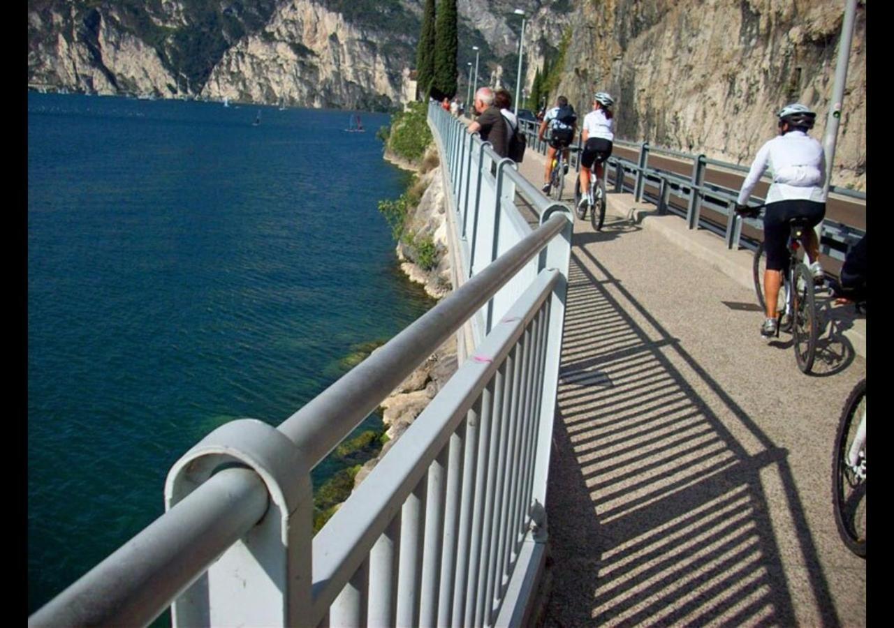 Casa Zanoni Apartamento Torbole Sul Garda Exterior foto